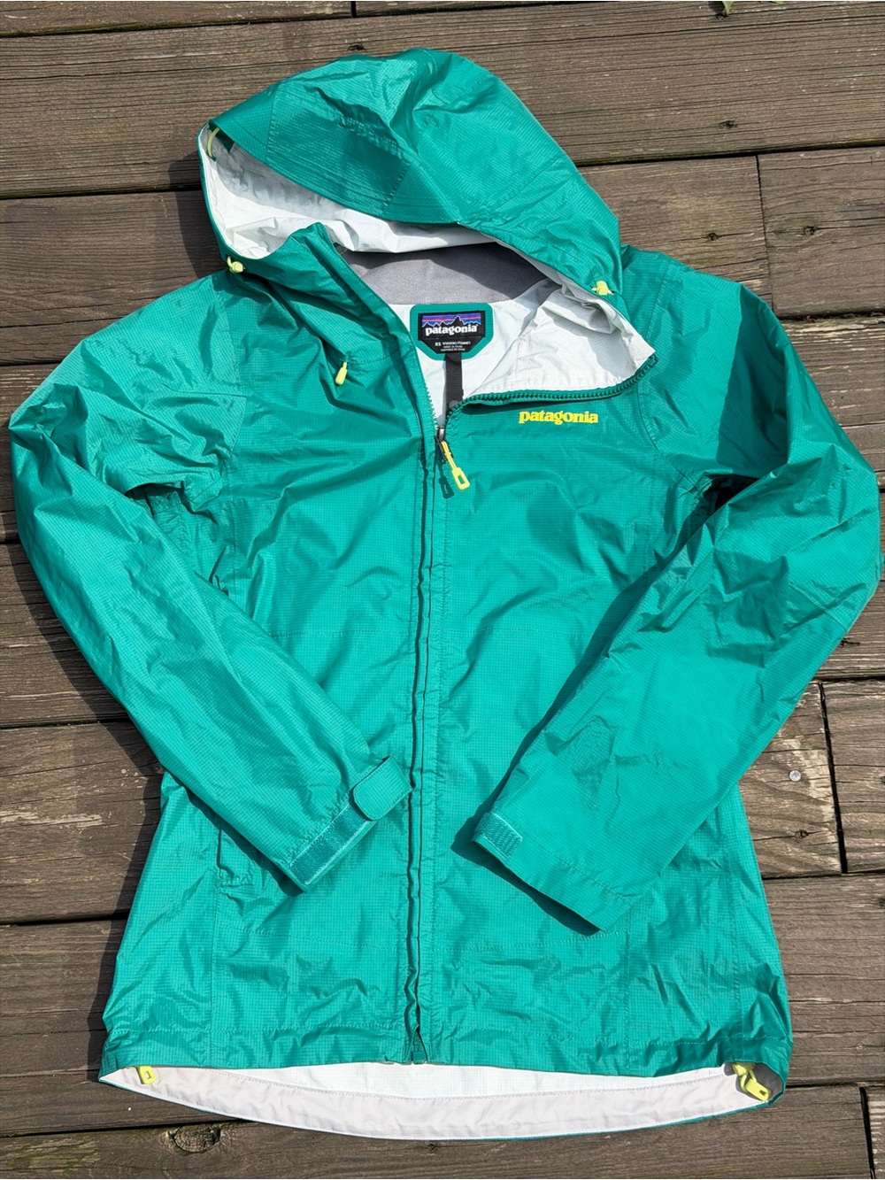 Patagonia Women's Stretch Nano Windbreaker/ Rain Jacket